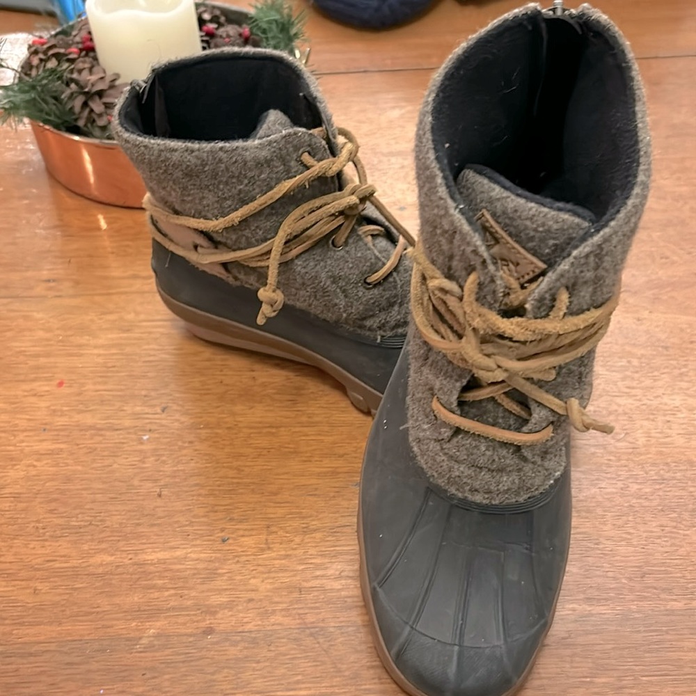 Women's Sperry Wool Saltwater Wedge Tide boots in Brown Multi size W7